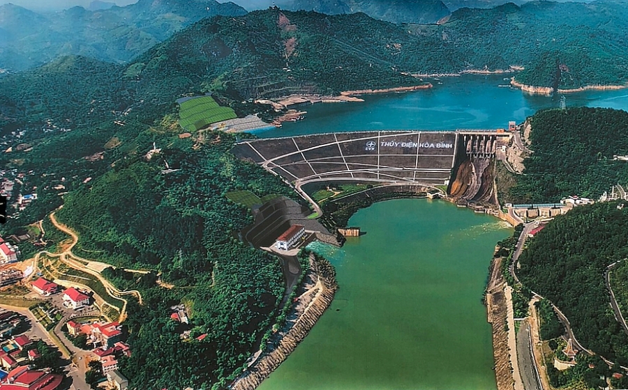 Thủ tướng phát động khởi công Thuỷ điện Hoà Bình mở rộng Thủ tướng phát động khởi công Thuỷ điện Hoà Bình mở rộng