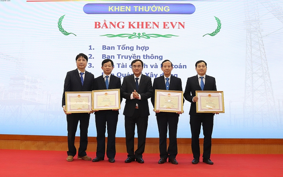 EVNNPT: Đảm bảo cung cấp đủ điện cho phát triển kinh tế