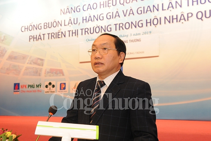 Nâng cao hiệu quả công tác chống buôn lậu, hàng giả, gian lận thương mại trong hội nhập nang cao hieu qua cong tac chong buon lau hang gia gian lan thuong mai trong hoi nhap