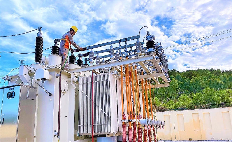 PC Thanh Hóa: Đáp ứng yêu cầu tăng trưởng điện phục vụ phát triển kinh tế xã hội PC Thanh Hóa: Đáp ứng yêu cầu tăng trưởng điện phục vụ phát triển kinh tế xã hội