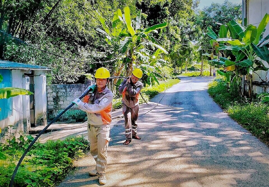 PC Thanh Hóa: Đáp ứng yêu cầu tăng trưởng điện phục vụ phát triển kinh tế xã hội PC Thanh Hóa: Đáp ứng yêu cầu tăng trưởng điện phục vụ phát triển kinh tế xã hội