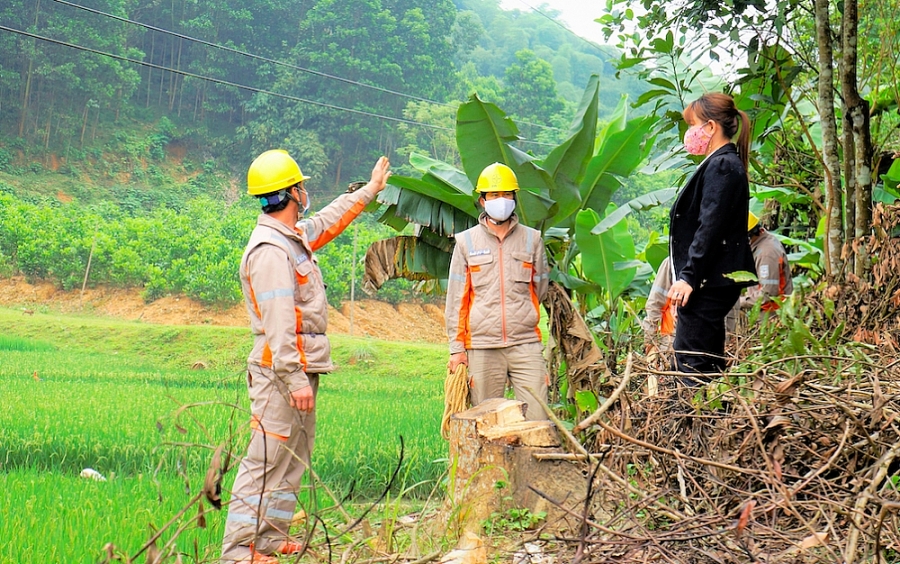 PC Thanh Hóa: Đáp ứng yêu cầu tăng trưởng điện phục vụ phát triển kinh tế xã hội PC Thanh Hóa: Đáp ứng yêu cầu tăng trưởng điện phục vụ phát triển kinh tế xã hội