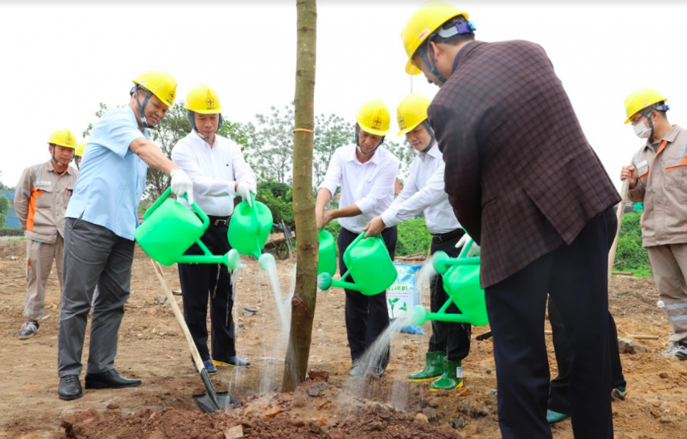 Tổng công ty Điện lực miền Bắc hưởng ứng Lễ trồng cây trên các “Con đường du lịch hoài niệm các di tích Quốc gia”