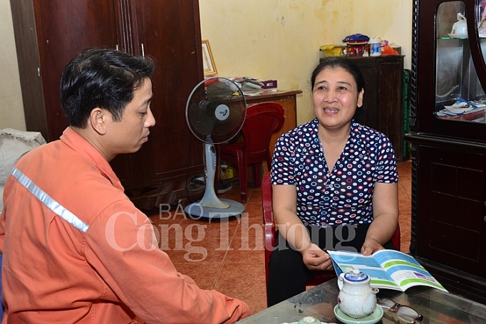 Tiết kiệm điện ở Thành Nam: Chuyển biến từ ý thức đến hành động tiet kiem dien o thanh nam chuyen bien tu y thuc den hanh dong