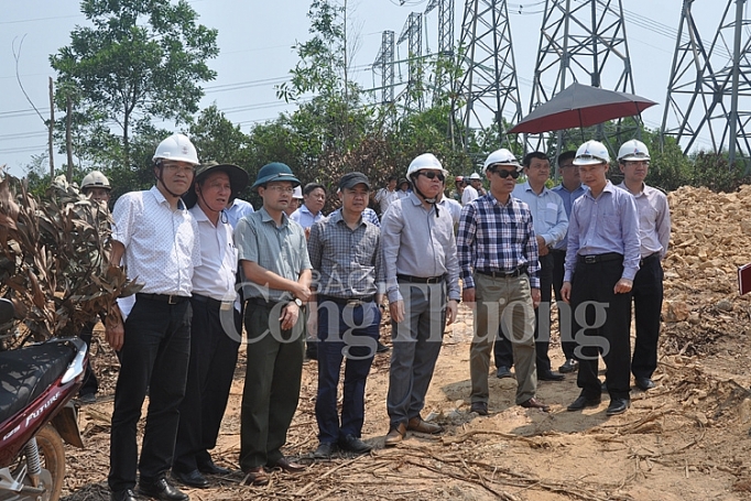 Văn phòng BCĐ quốc gia về điện lực: Kiểm tra thi công đường dây 500kV Quảng Trạch - Dốc Sỏi van phong bcd quoc gia ve dien luc kiem tra thi cong duong day 500kv quang trach doc soi