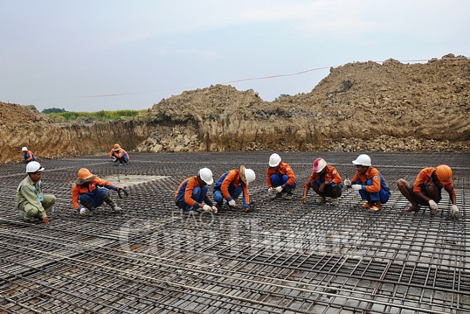 Văn phòng BCĐ quốc gia về điện lực: Kiểm tra thi công đường dây 500kV Quảng Trạch - Dốc Sỏi van phong bcd quoc gia ve dien luc kiem tra thi cong duong day 500kv quang trach doc soi