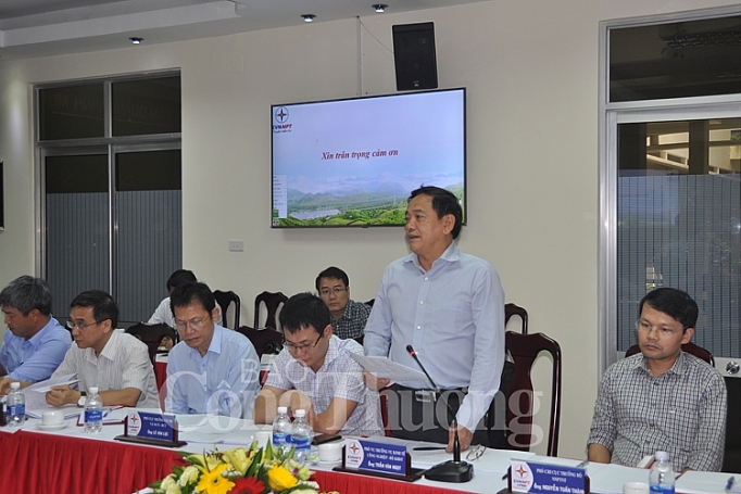 Đẩy nhanh tiến độ ĐZ 500kV mạch 3: Cần sự vào cuộc của địa phương trong giải phóng mặt bằng day nhanh tien do dz 500kv mach 3 can su vao cuoc cua dia phuong trong giai phong mat bang