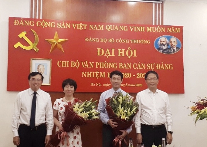 chi bo van phong ban can su dang bo cong thuong to chuc thanh cong dai hoi chi bo lan thu nhat nhiem ky 2020 2022