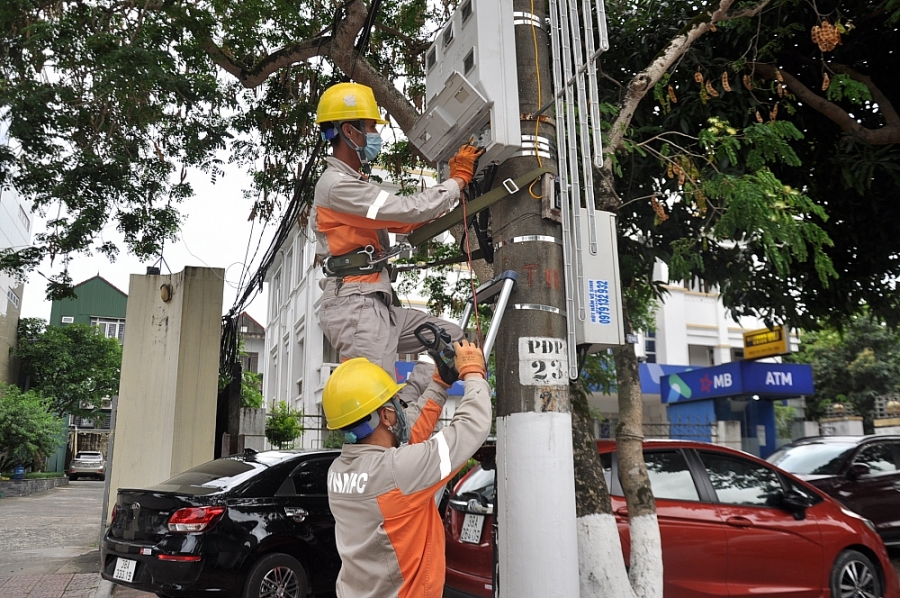 PC Hà Tĩnh quyết tâm ngăn chặn nạn trộm cắp điện mùa nắng nóng PC Hà Tĩnh quyết tâm ngăn chặn nạn trộm cắp điện mùa nắng nóng
