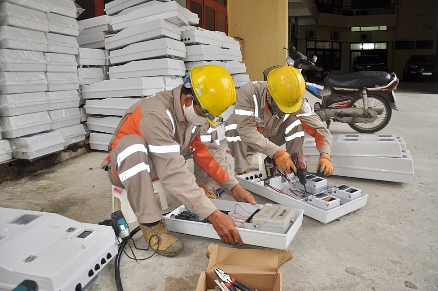 PC Hà Tĩnh quyết tâm ngăn chặn nạn trộm cắp điện mùa nắng nóng PC Hà Tĩnh quyết tâm ngăn chặn nạn trộm cắp điện mùa nắng nóng