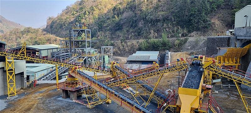 Bài 1: Cơn “khát” niken vẫn chưa dừng Bài 1: Cơn “khát” niken vẫn chưa dừng