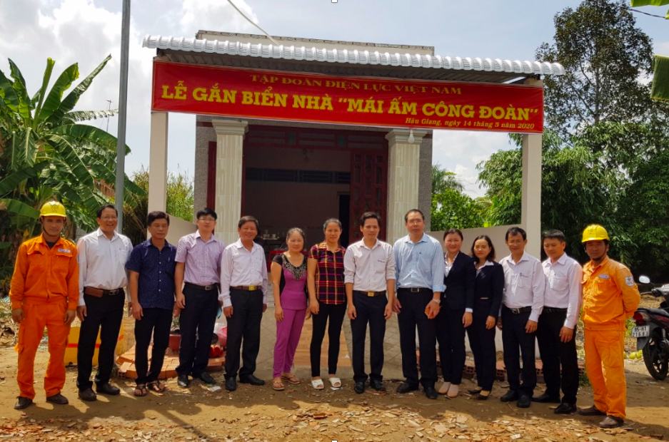 Công đoàn Điện lực Việt Nam: Lan toả trách nhiệm và tình người EVN trong Tháng Công nhân 2020 cong doan dien luc viet nam lan toa trach nhiem va tinh nguoi evn trong thang cong nhan 2020