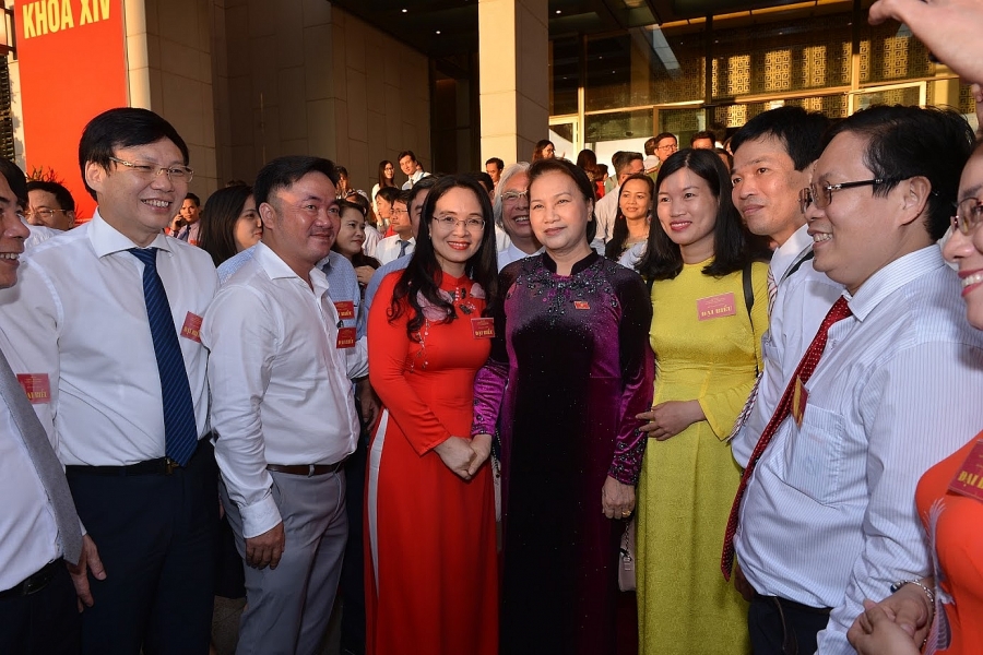 xay dung nen bao chi cach mang viet nam vung manh giau tinh chien dau nhan van chuyen nghiep va hien dai