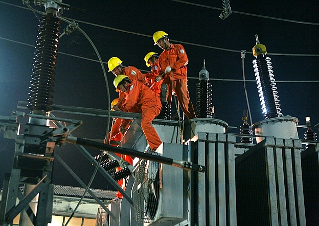 evn se phuc tra 100 hoa don tien dien tang dot bien tu 13 lan tro len