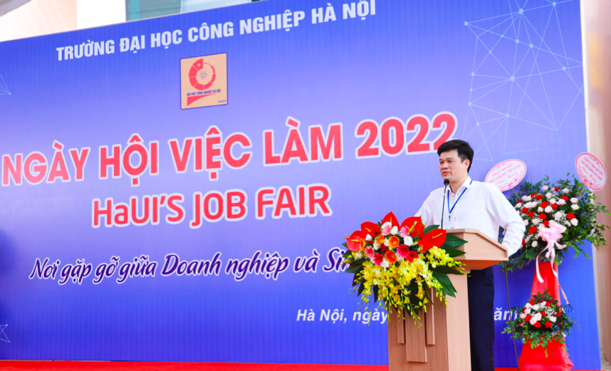 8.500 cơ hội việc làm cho sinh viên tại ngày Hội việc làm năm 2022 8.500 cơ hội việc làm cho sinh viên tại ngày Hội việc làm năm 2022