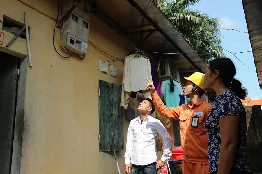 EVN: Nỗ lực để người lao động thuê nhà trọ được hưởng đúng giá điện quy định EVN: Nỗ lực để người lao động thuê nhà trọ được hưởng đúng giá điện quy định