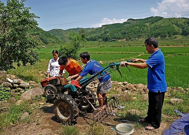 Bài 2: Đổi thay từ thực tế 3 huyện nghèo của Lai Châu Bài 2: Đổi thay từ thực tế 3 huyện nghèo của Lai Châu