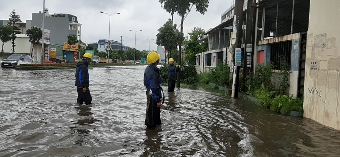 hon 294 nghin khach hang bi anh huong boi bao so 3 da duoc cap dien tro lai