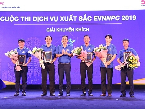 evnnpc ton vinh nhung nhan to doi moi vi dich vu khach hang