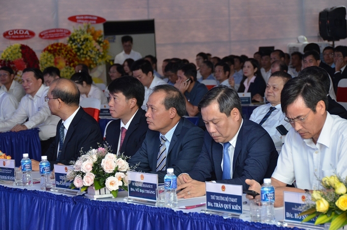 pho thu tuong truong hoa binh cat bang khanh thanh nha may nhiet dien vinh tan 4