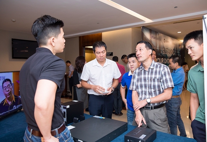 them giai phap toi uu xay dung va van hanh trung tam du lieu cho doanh nghiep