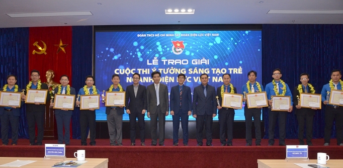 evn trao giai y tuong sang tao tre nganh dien luc