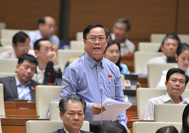 Đại biểu tiếp tục "hiến kế" phát triển kinh tế Đại biểu tiếp tục "hiến kế" phát triển kinh tế