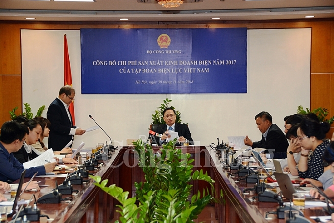 chi phi san xuat kinh doanh dien nam 2017 gom nhung gi
