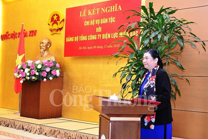 dang bo evnnpc va chi bo vu dan toc ket nghia de cham lo viec dang viec dan