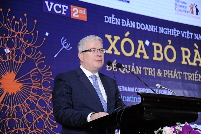 xoa bo rao can de quan tri va phat trien nguon nhan luc hieu qua