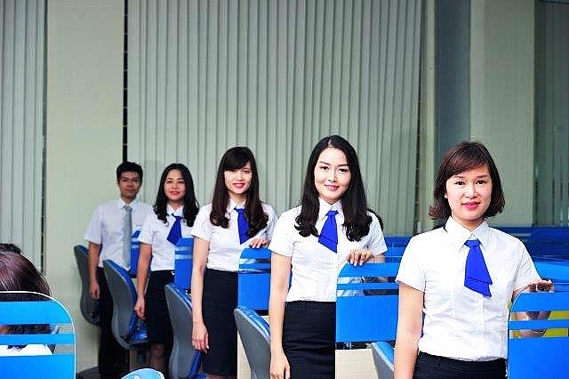 vi sao khach hang ngay cang hai long ve dich vu cua evnnpc