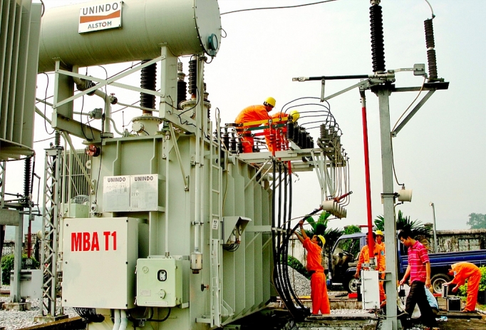 Xí nghiệp xây lắp, sửa chữa và thí nghiệm điện: Lực lượng chủ công của ngành dịch vụ xi nghiep xay lap sua chua va thi nghiem dien luc luong chu cong cua nganh dich vu