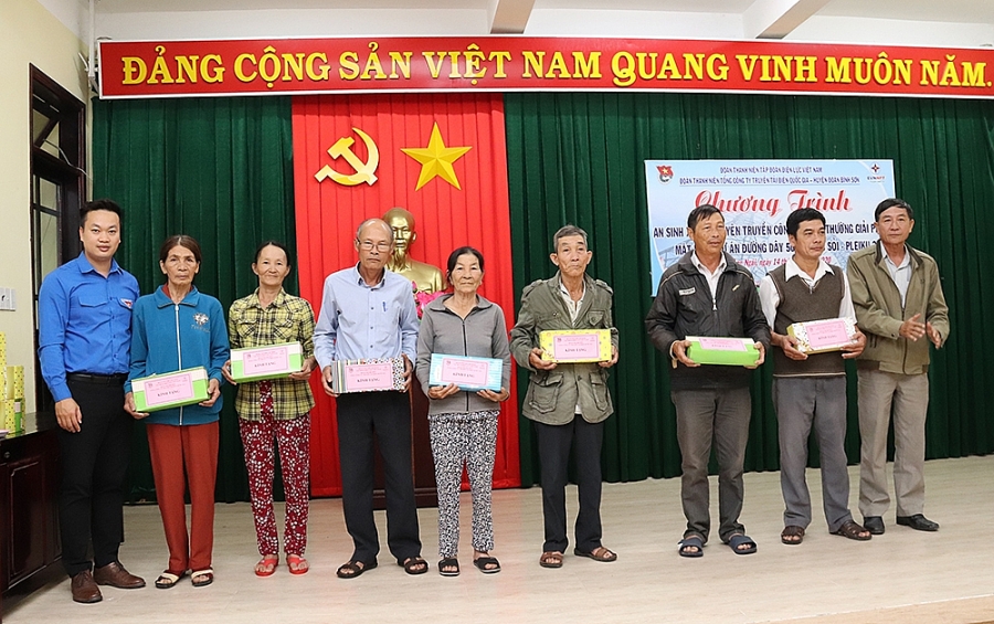 undefined 2013-anh2dtn14122020