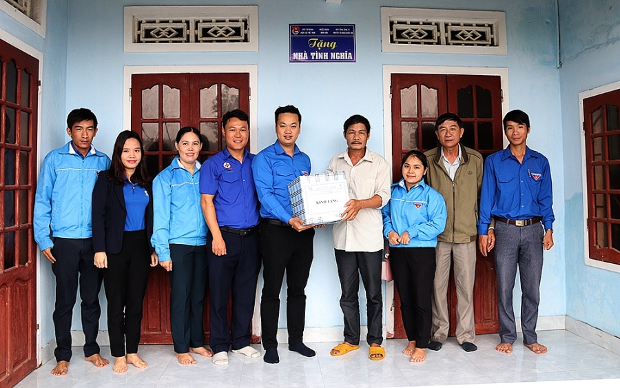 undefined 2017-anh3dtn14122020