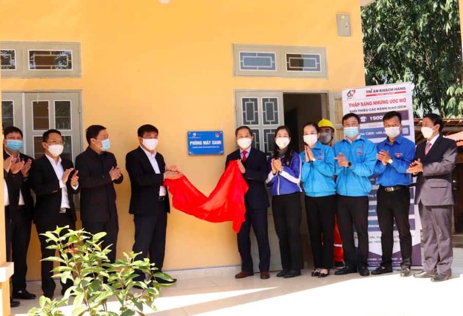 EVNNPC: Điểm sáng chăm sóc và tri ân khách hàng EVNNPC: Điểm sáng chăm sóc và tri ân khách hàng