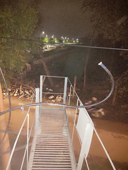 Bị bỏng khi cắt trộm dây cáp biến áp co the bi bong khi dang cat trom day cap bien ap