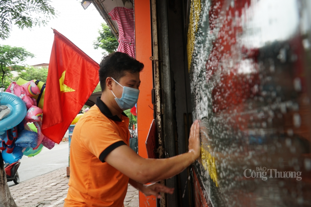 Hà Nội: Hàng quán nghiêm chỉnh chấp hành lệnh tạm dừng hoạt động