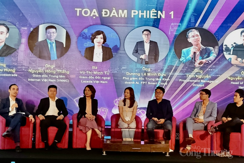 Diễn đàn toàn cảnh thương mại điện tử Việt Nam 2022 tại Hà Nội Diễn đàn toàn cảnh thương mại điện tử Việt Nam 2022 tại Hà Nội