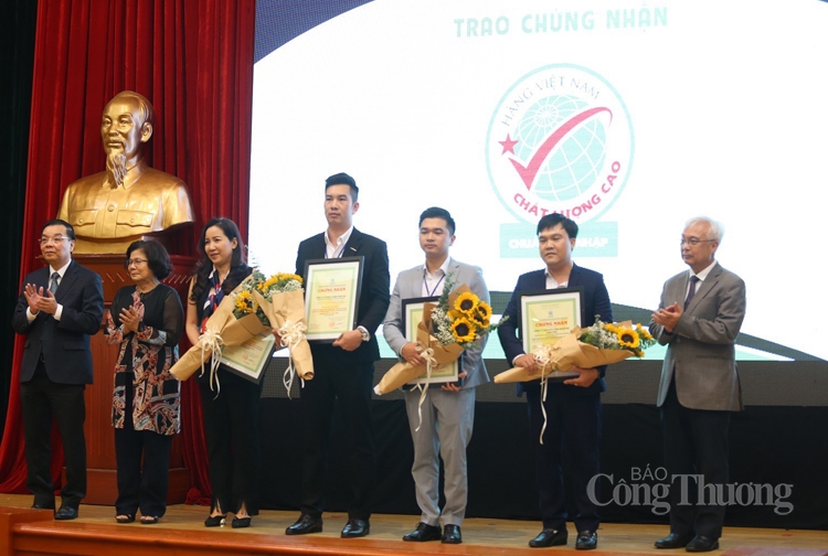 Từng bước chuẩn hóa nâng cao chất lượng hàng Việt xứng tầm hội nhập tung buoc chuan hoa nang cao chat luong hang viet xung tam hoi nhap