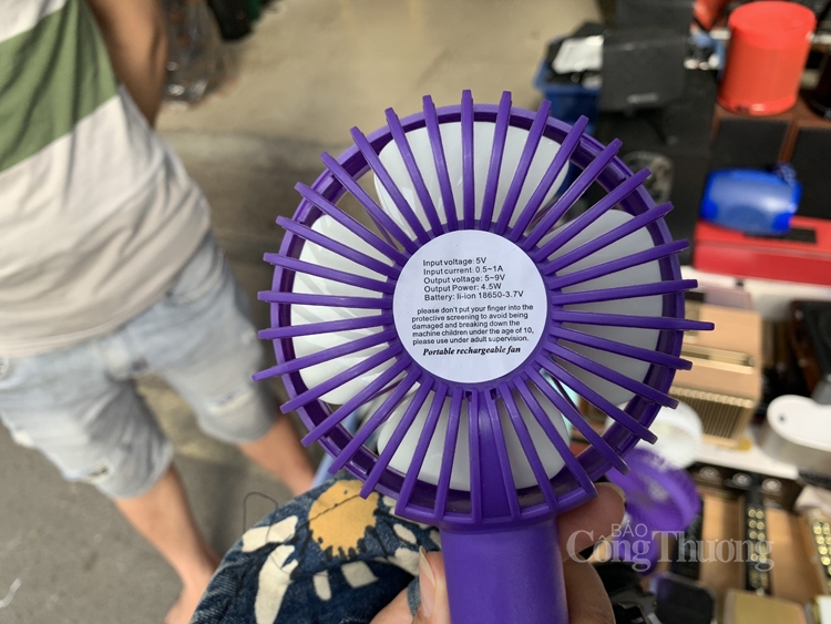 2449 quyt mini gia ry