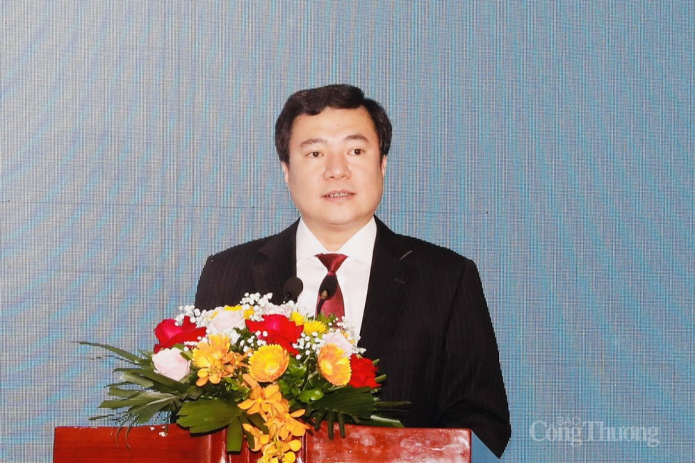 Hoàn thiện hành lang pháp lý cho hoạt động chứng thực hợp đồng điện tử Hoàn thiện hành lang pháp lý cho hoạt động chứng thực hợp đồng điện tử