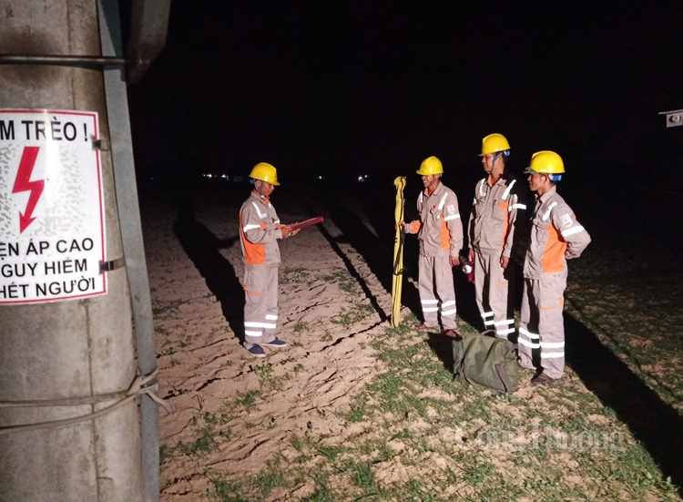 1334 congnhandien6 copy