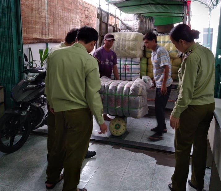 0808 quan ly thi truong kontum