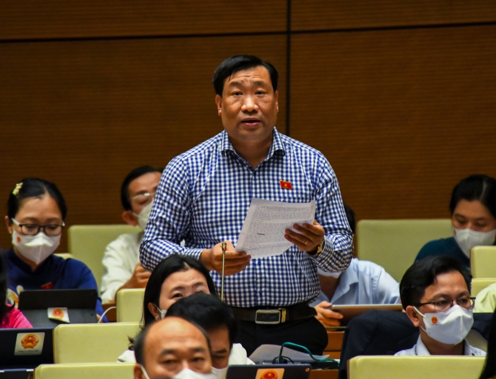 Đầu tư công: Tránh đầu tư dàn trải, phân tán, lãng phí, kém hiệu quả Đầu tư công: Tránh đầu tư dàn trải, phân tán, lãng phí, kém hiệu quả