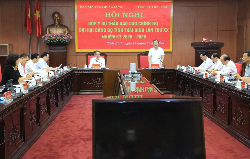 2146-yoyng-chiy-ngo-yong-hayi-uyy-vien-dyy-khuyeyt-trung-yyng-yayng-biy-thy-tiynh-uyy-phayt-bieyu-tayi-hoyi-nghiy-6b8a4461