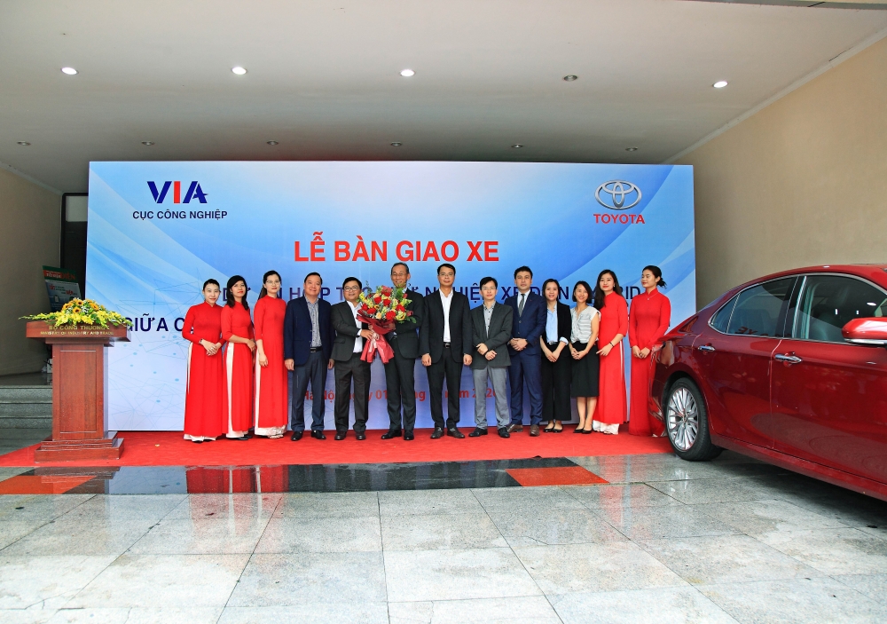 undefined 4356-chyyng-trinh-hyp-tac-giya-tmv-va-moit-vy-cong-nghy-hybrid-1