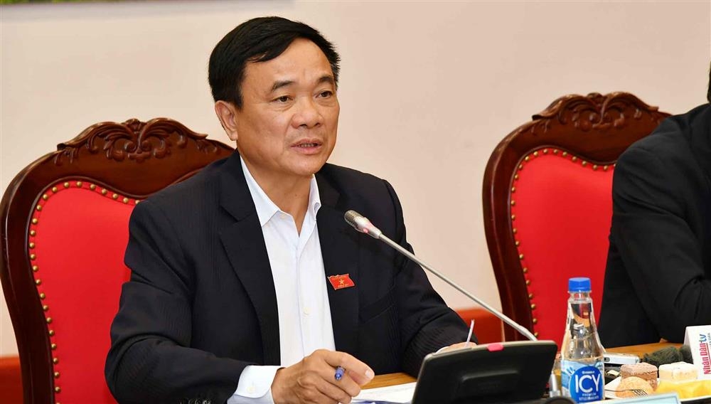 0532-ong-mai-sy-dien