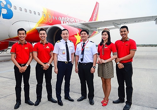vietjet tri an khach hang voi chuong trinh bay khap chau a san may bay 1 ky vang