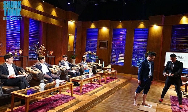 Starup trẻ Việt Nam với giày được làm từ bã cà phê và rác nhựa starup tre viet nam voi giay duoc lam tu ba ca phe va rac nhua