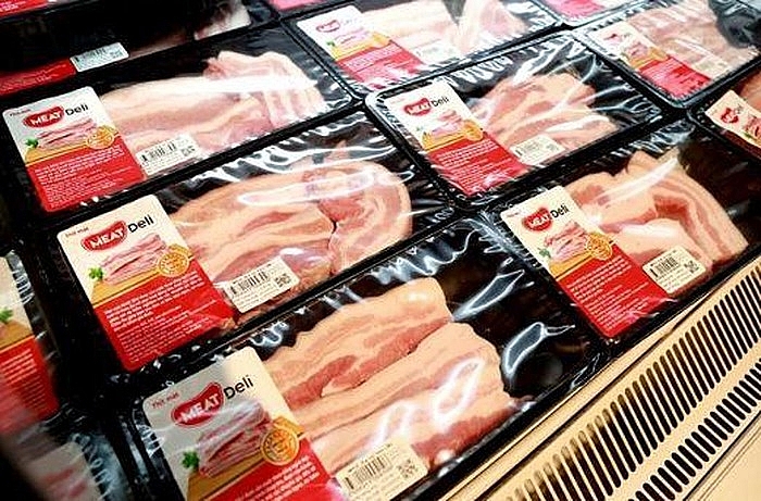 undefined 1743-khanh-thanh-to-hop-meatdeli-sai-gon-tri-gia-1-800-ty-dong